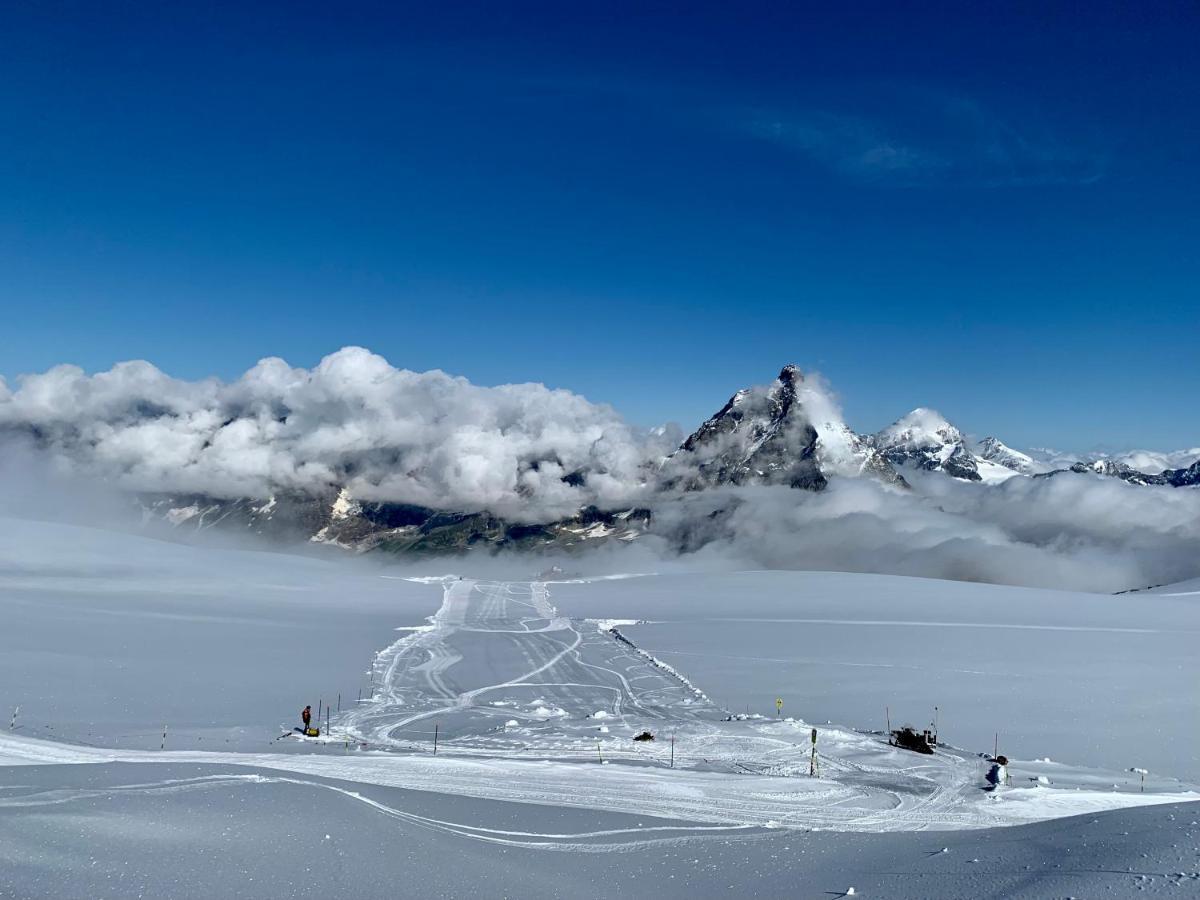 Cervinia Ski In Ski Out - Spacious Apartment Breuil-Cervinia Eksteriør billede